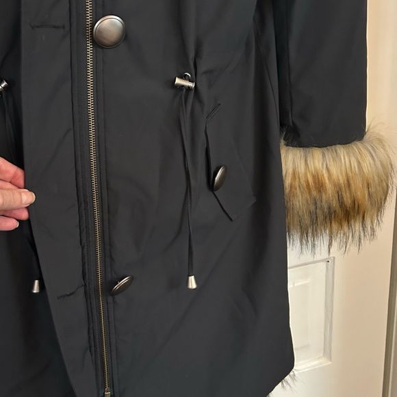 NWOT Fabulous Furs Black Jacket with Brown Faux Fur Trim - Picture 7 of 9
